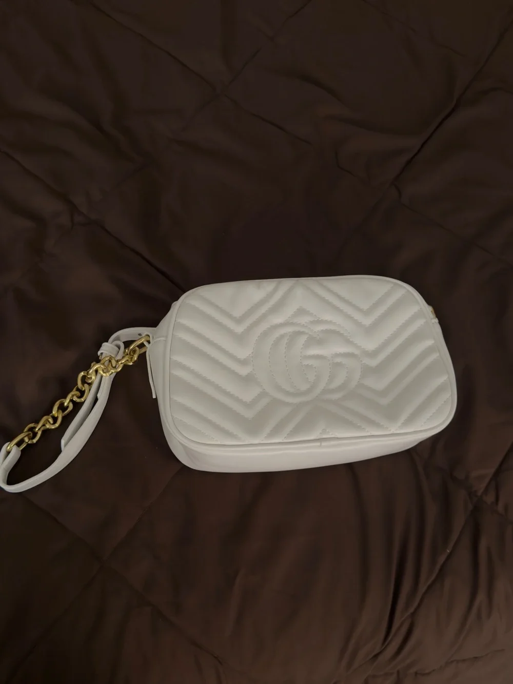 Gucci white chevron